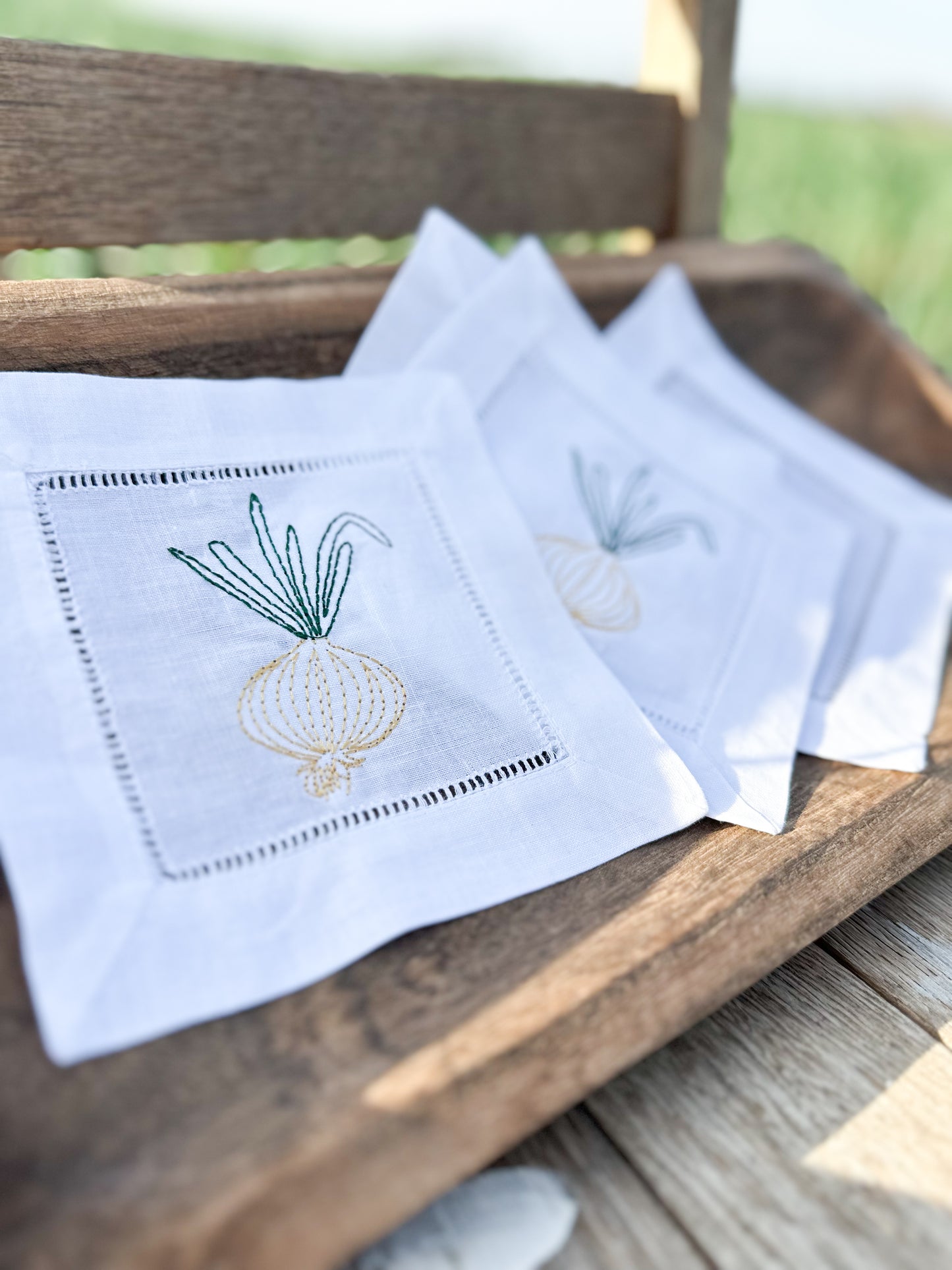 🧅 Cocktail Napkins Set