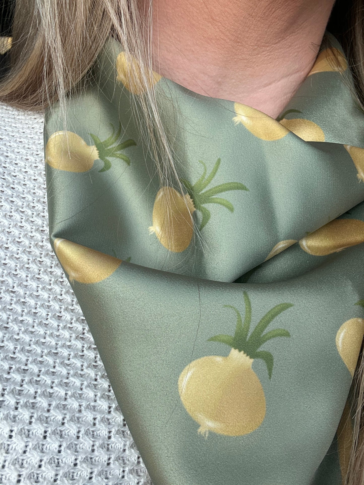Custom - Onion Scarf